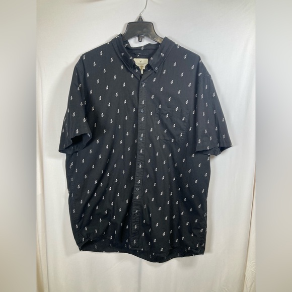 American Eagle Outfitters Other - 2/$15 American Eagle Seriously Soft Short Sleeve Button Down in Black/White